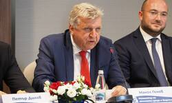 На информационната среща от кампанията в Пловдив бяха обсъдени ключови теми от процесите по въвеждане на еврото, готовността на информационните системи и предпазването на граждани от измами