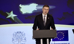 Bulgaria on the Doorstep of the Eurozone: Press Conference of the Minister of Finance Temenuzhka Petkova and Valdis Dombrovskis, Commissioner for Economy and Productivity, Implementation and Simplification