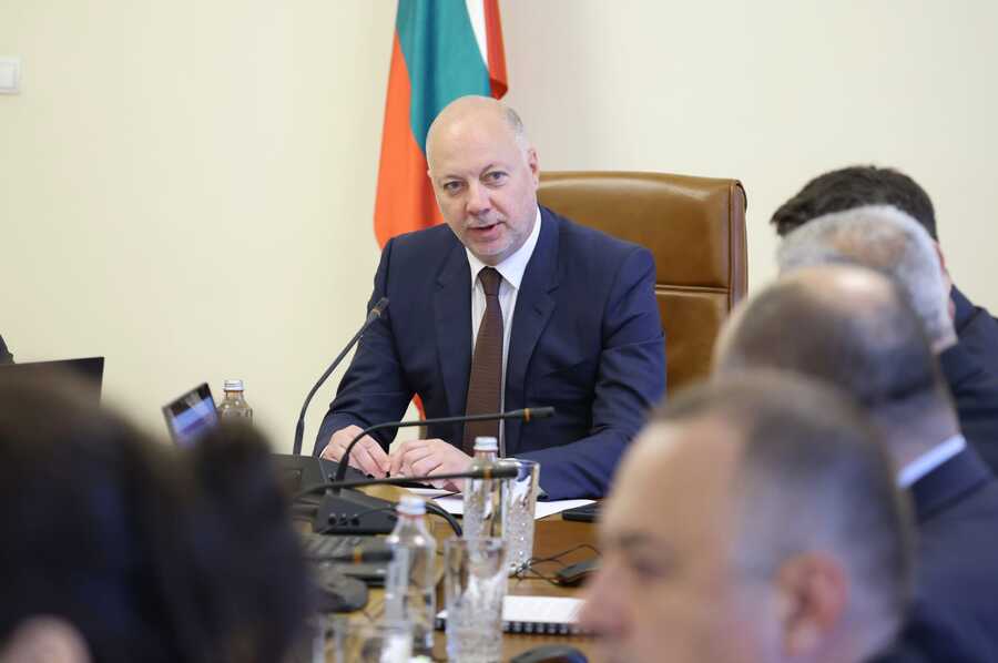 Премиерът Росен Желязков: Институциите вече извършват контрол срещу спекула с цените