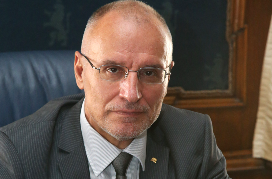 Интервю с управителя на БНБ Димитър Радев за Капитал: Еврозоната ни предлага по-добра защита срещу кризи и популизъм